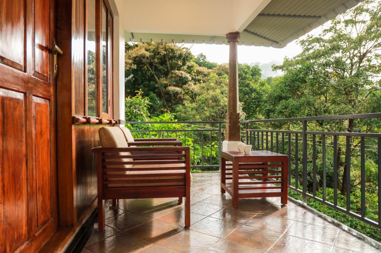 Golden Fern Resort Kanthalloor Buitenkant foto