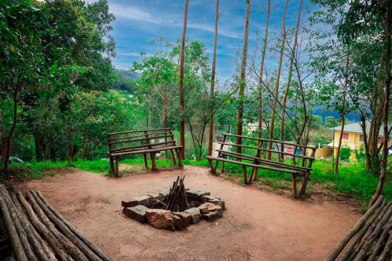 Golden Fern Resort Kanthalloor Buitenkant foto