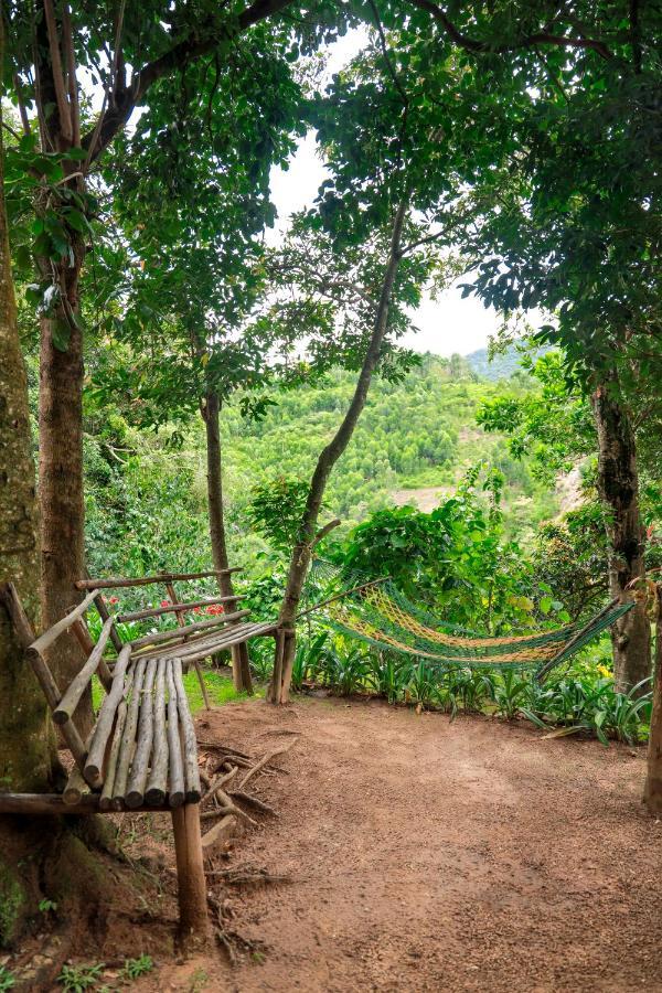 Golden Fern Resort Kanthalloor Buitenkant foto