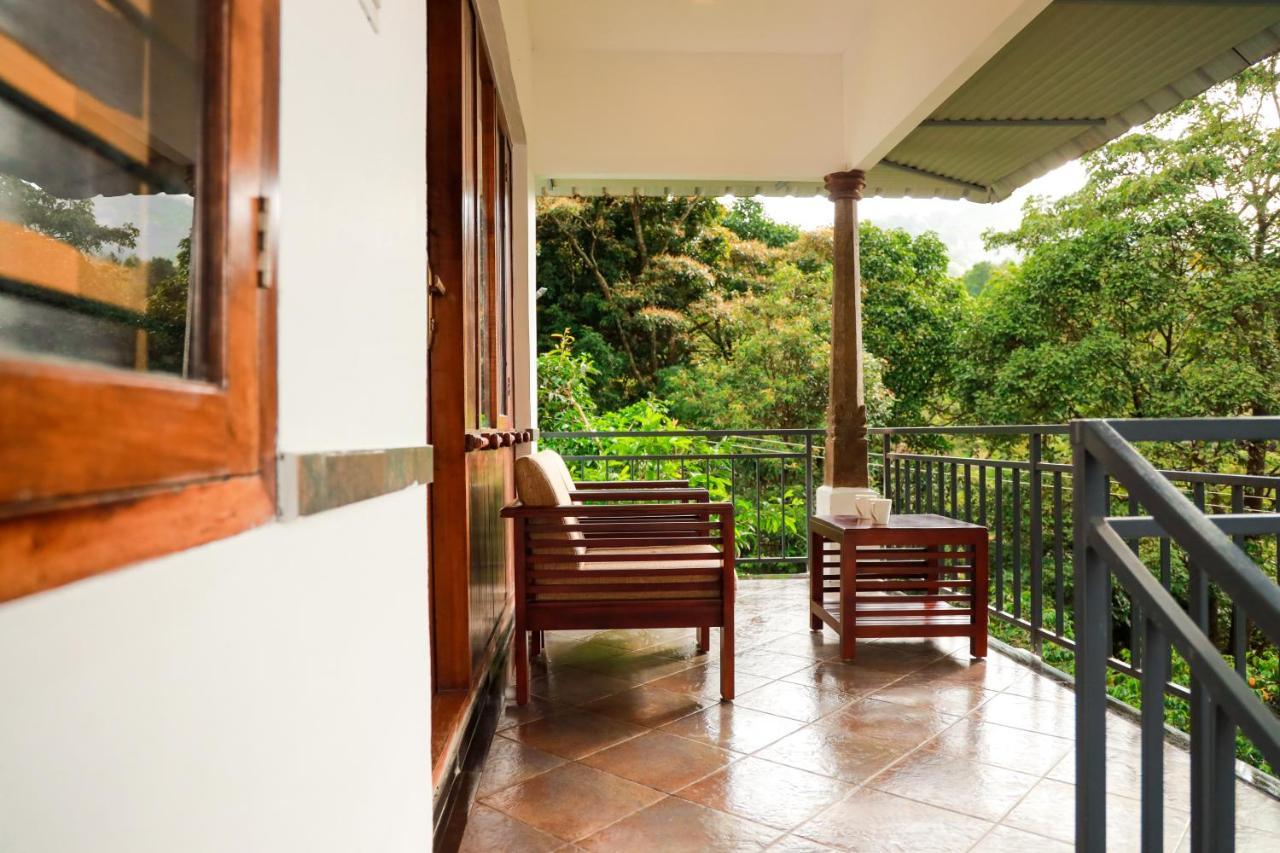 Golden Fern Resort Kanthalloor Buitenkant foto