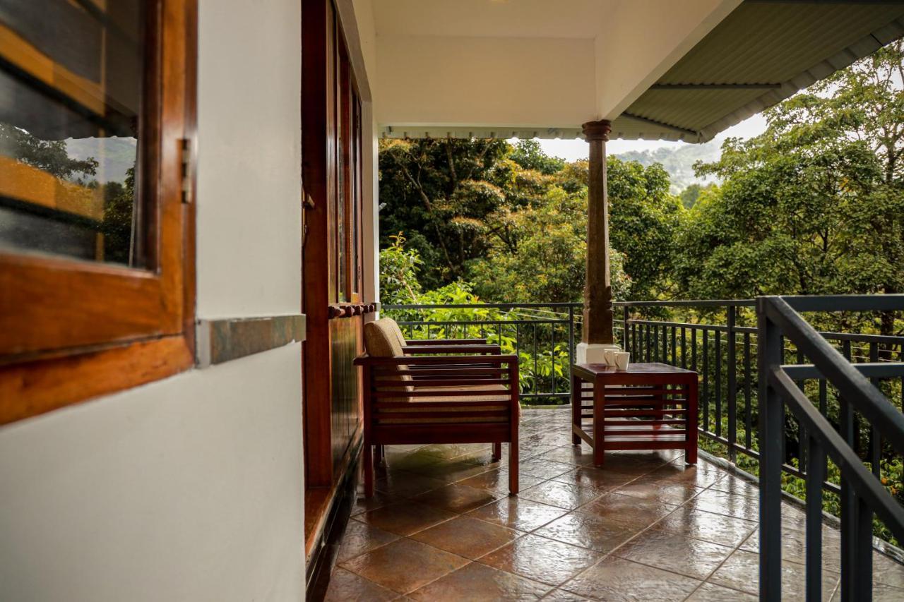 Golden Fern Resort Kanthalloor Buitenkant foto